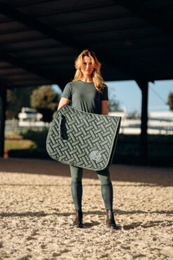 Horze Oslo Dressurschabracke 14 Horze Oslo Dressurschabracke -Pferdebedarf Angebote 17415 clgr 03