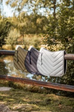 Horze Victoria Vielseitigkeitsschabracke -Pferdebedarf Angebote 17420 ikb 04