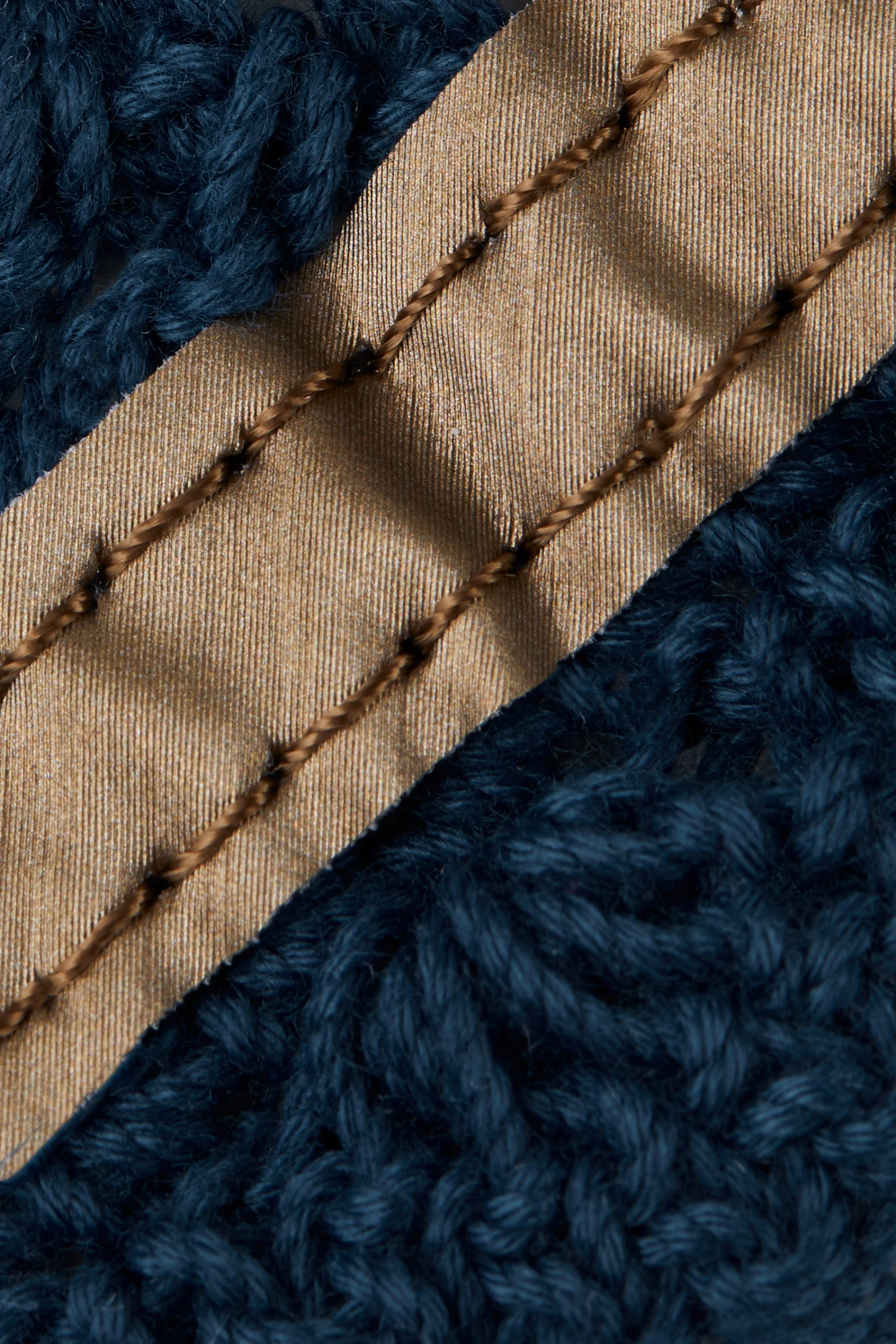 Horze Munich Fliegenhaube Mit Metall-Detail 5 Horze Munich Fliegenhaube Mit Metall-Detail – Bild 5