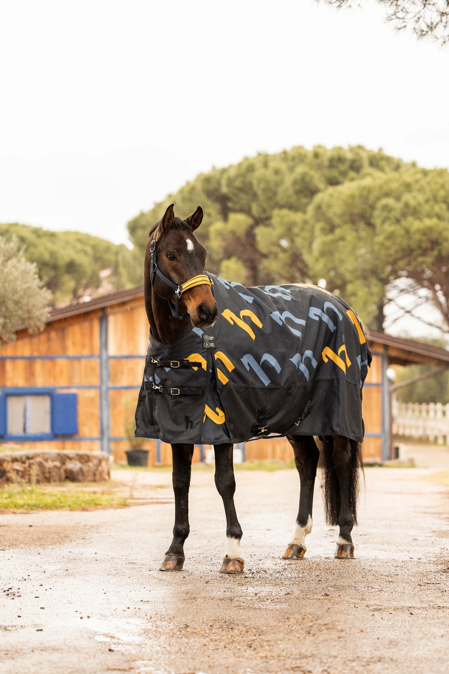 Horze Nevada Regendecke Mit Fleecefutter 7 Horze Nevada Regendecke Mit Fleecefutter – Bild 7