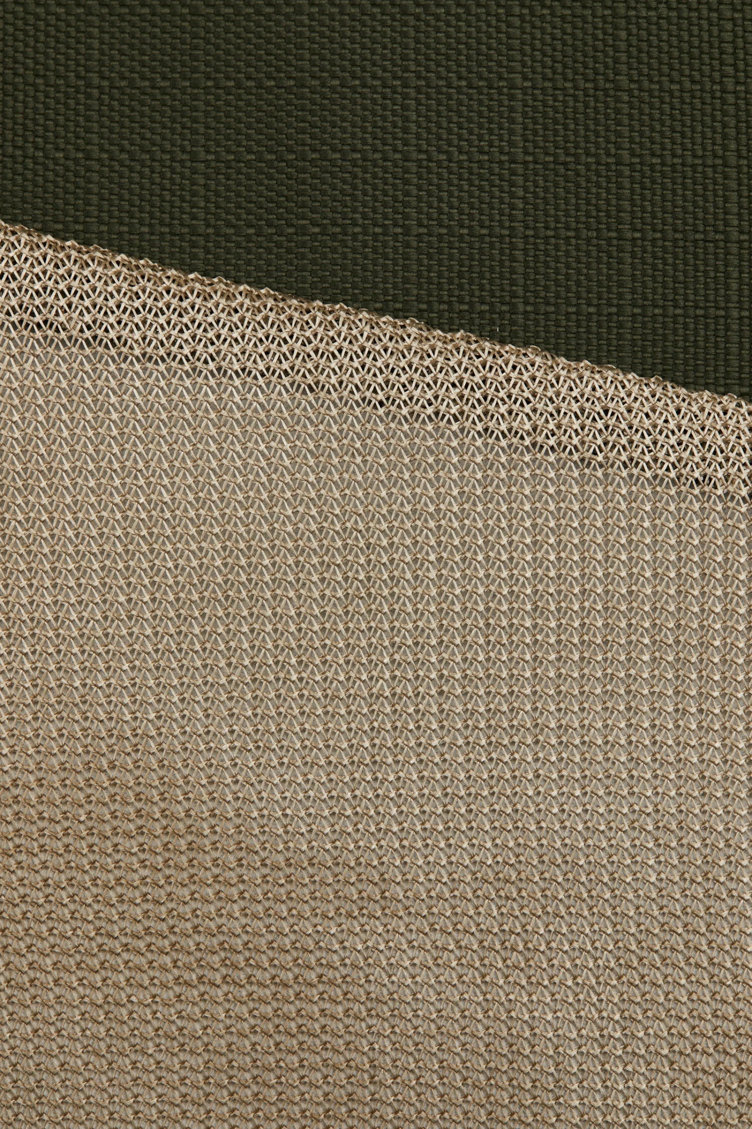 B Vertigo Jordan Combo Mesh Regendecke Mit Abnehmbarem Halsteil 5 B Vertigo Jordan Combo Mesh Regendecke Mit Abnehmbarem Halsteil – Bild 5