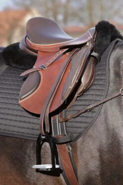 Kavalkade Sattelkissen M.med.Lammfell, Mit Taschen 11 Kavalkade Sattelkissen M.med.Lammfell, Mit Taschen -Pferdebedarf Angebote 308291 BL 5