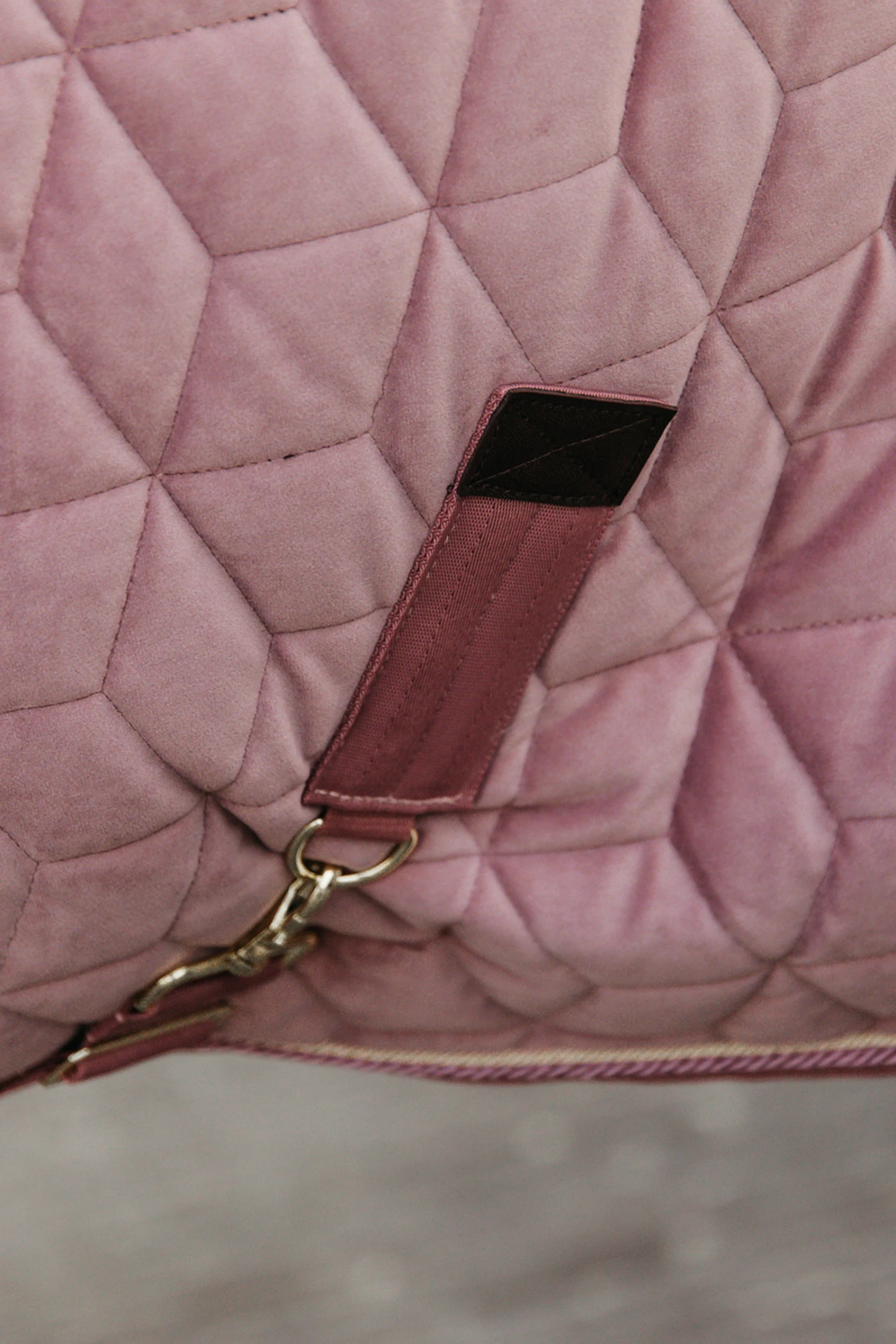 Kentucky Horsewear Velvet Turnierdecke, 160g 19 Kentucky Horsewear Velvet Turnierdecke, 160g – Bild 19