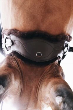 Kentucky Horsewear Anatomischer Lammfell Gurtschoner -Pferdebedarf Angebote 338010 BR 3