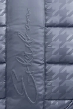 Eskadron Essence 22/23 Big Square Glossy Dressurschabracke 17 Eskadron Essence 22/23 Big Square Glossy Dressurschabracke -Pferdebedarf Angebote 342542 DLB 2