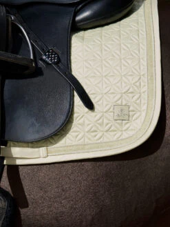 Eskadron Platinum Pure FS23 Mattgloss Jewel Dressurschabracke -Pferdebedarf Angebote 345502 SYE 02