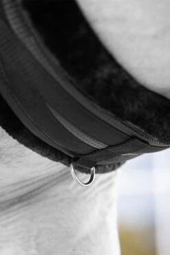 LeMieux Anatomischer Sattelgurt Mit Fleeceüberzug -Pferdebedarf Angebote N7QQ3 099 04